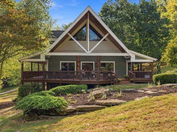 7834 Old Charlotte Pike , Nashville, TN 37209