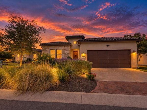 110 Rivalto DR, Horseshoe Bay, TX 78657