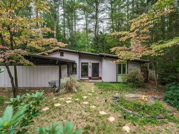 76 Stony Hill Rd, Amherst, MA 01002