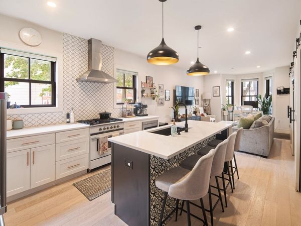 228 Webster St, Unit 1, Boston, MA 02128