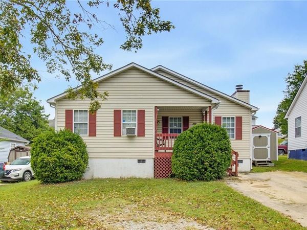 2925 Triangle Lake Road , High Point, NC 27260
