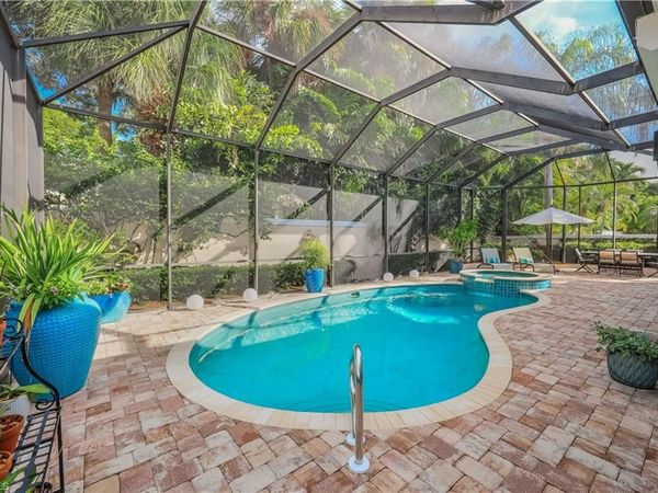 353 CARLTON PL , Unit 33, NAPLES, FL 34108