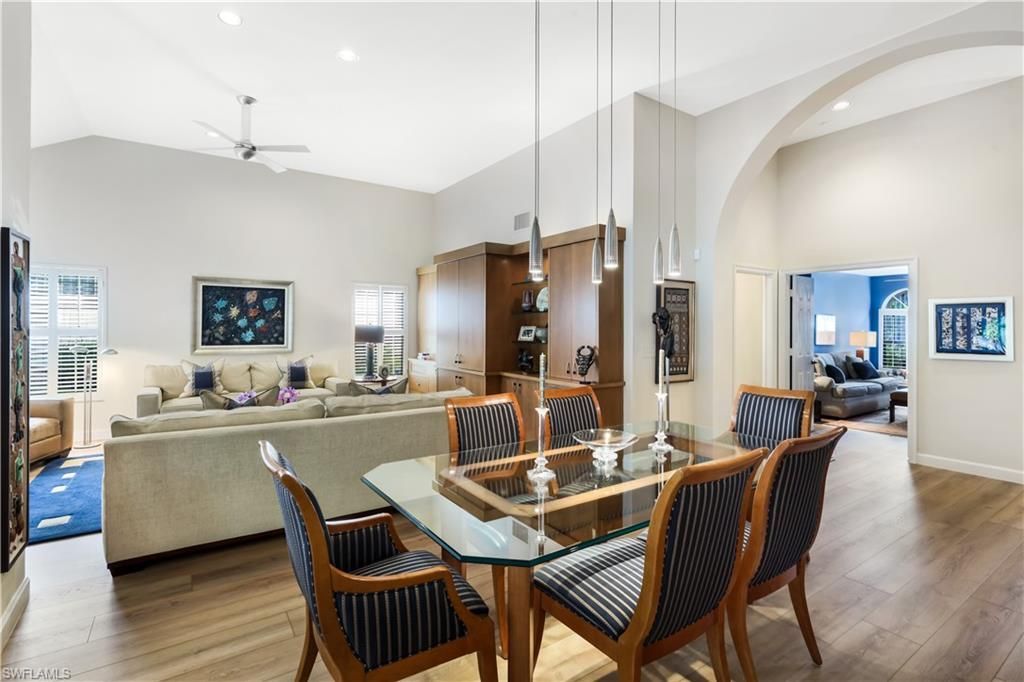 353 Carlton Pl, Unit 33, Naples, FL 34108 Photo