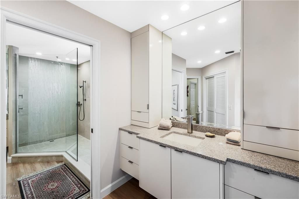 353 Carlton Pl, Unit 33, Naples, FL 34108 Photo