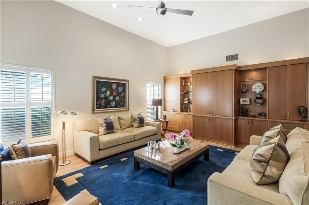 353 Carlton Pl, Unit 33, Naples, FL 34108 Photo
