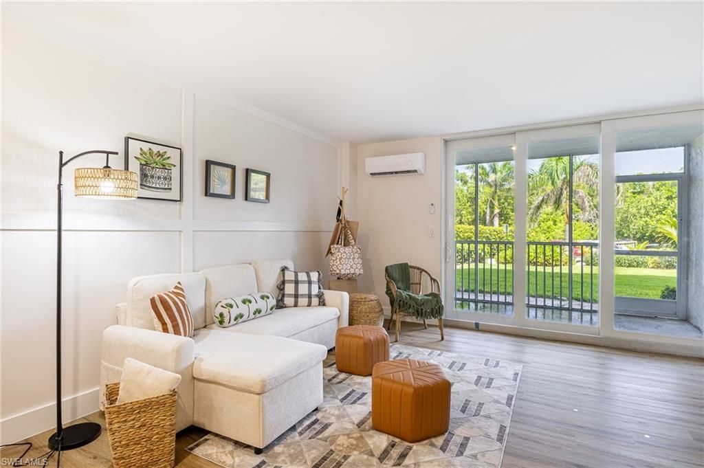 5 Bluebill Ave , Unit 105, Naples, FL 34108 Photo