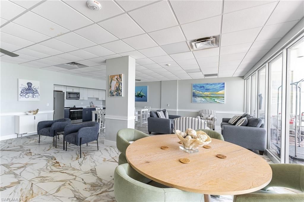 5 Bluebill Ave , Unit 105, Naples, FL 34108 Photo