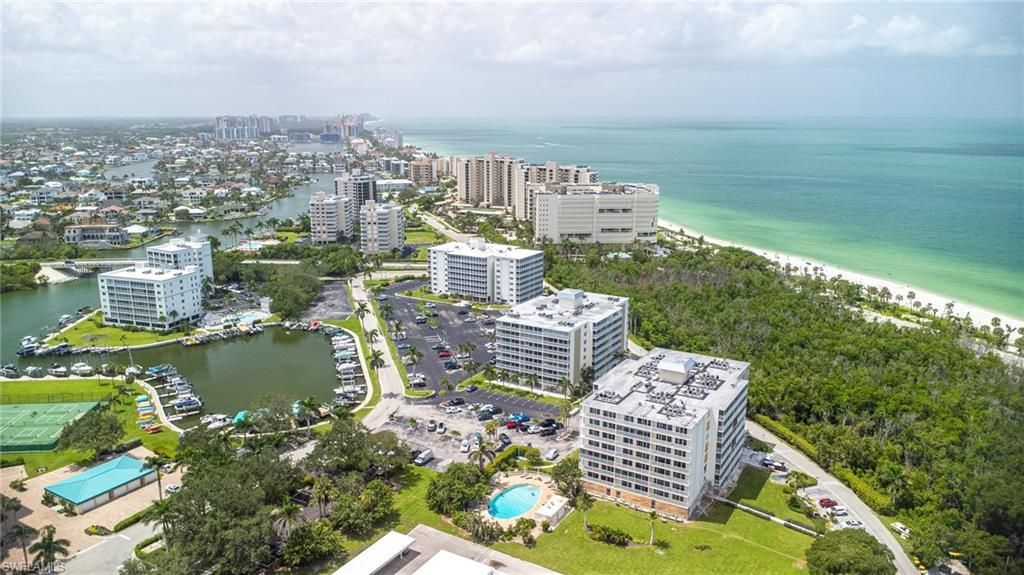 5 Bluebill Ave , Unit 105, Naples, FL 34108 Photo