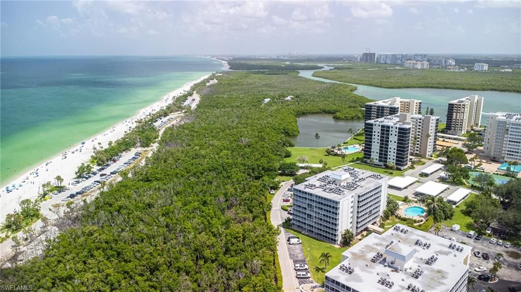 5 Bluebill Ave , Unit 105, Naples, FL 34108 Photo