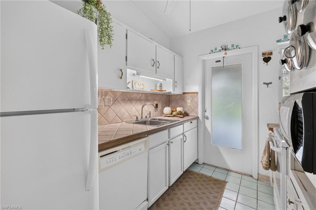 442 Central Ave, Naples, FL 34102 Photo