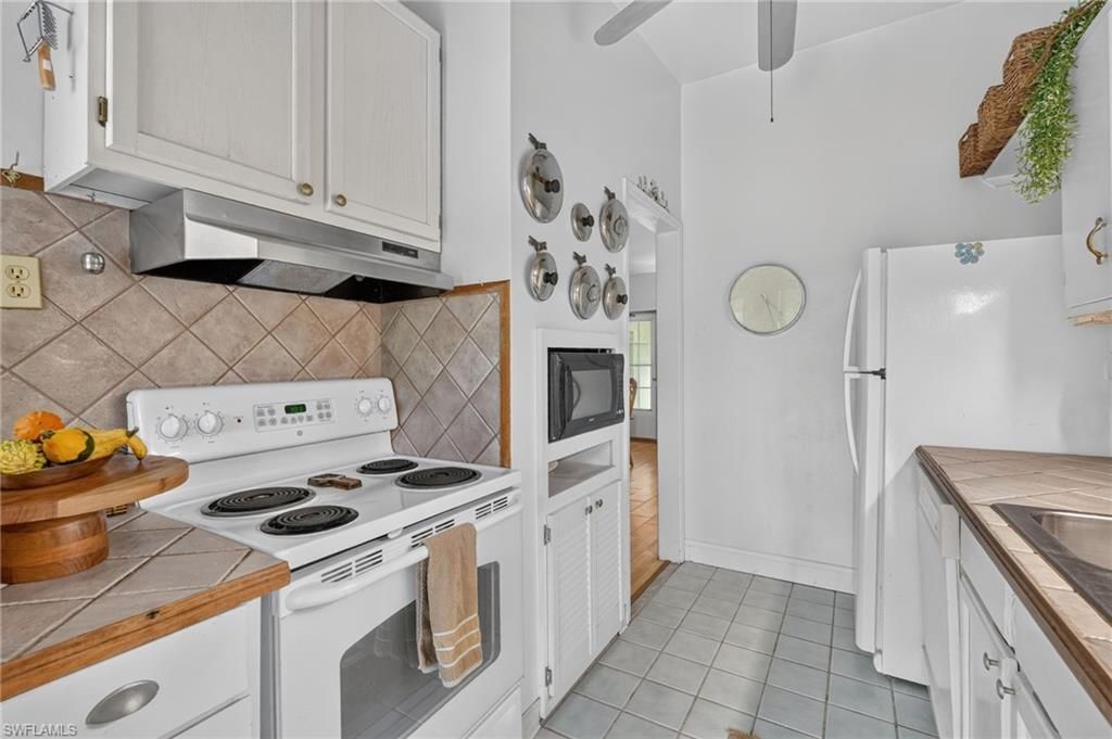 442 Central Ave, Naples, FL 34102 Photo
