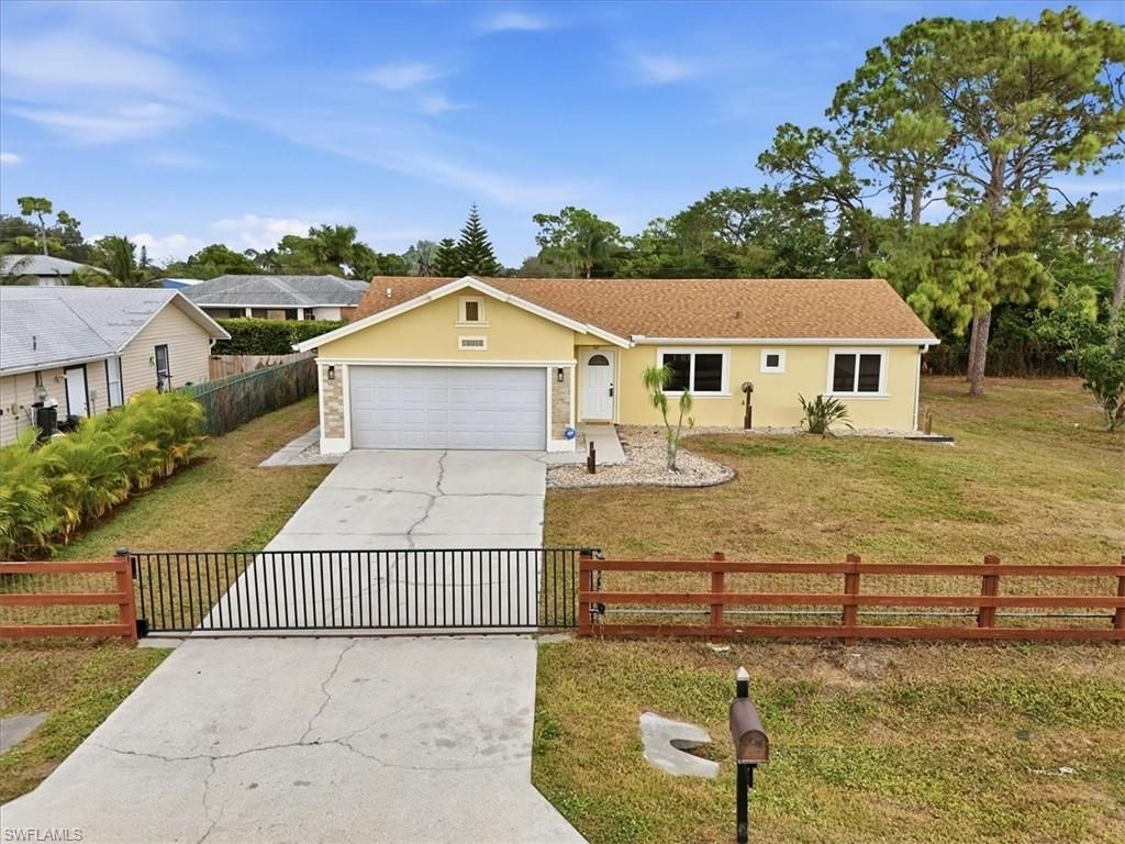 18343 Hawthorne Rd , Fort Myers, FL 33967 Photo