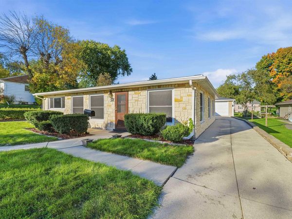 116 Pearl Street, Beaver Dam, WI 53916