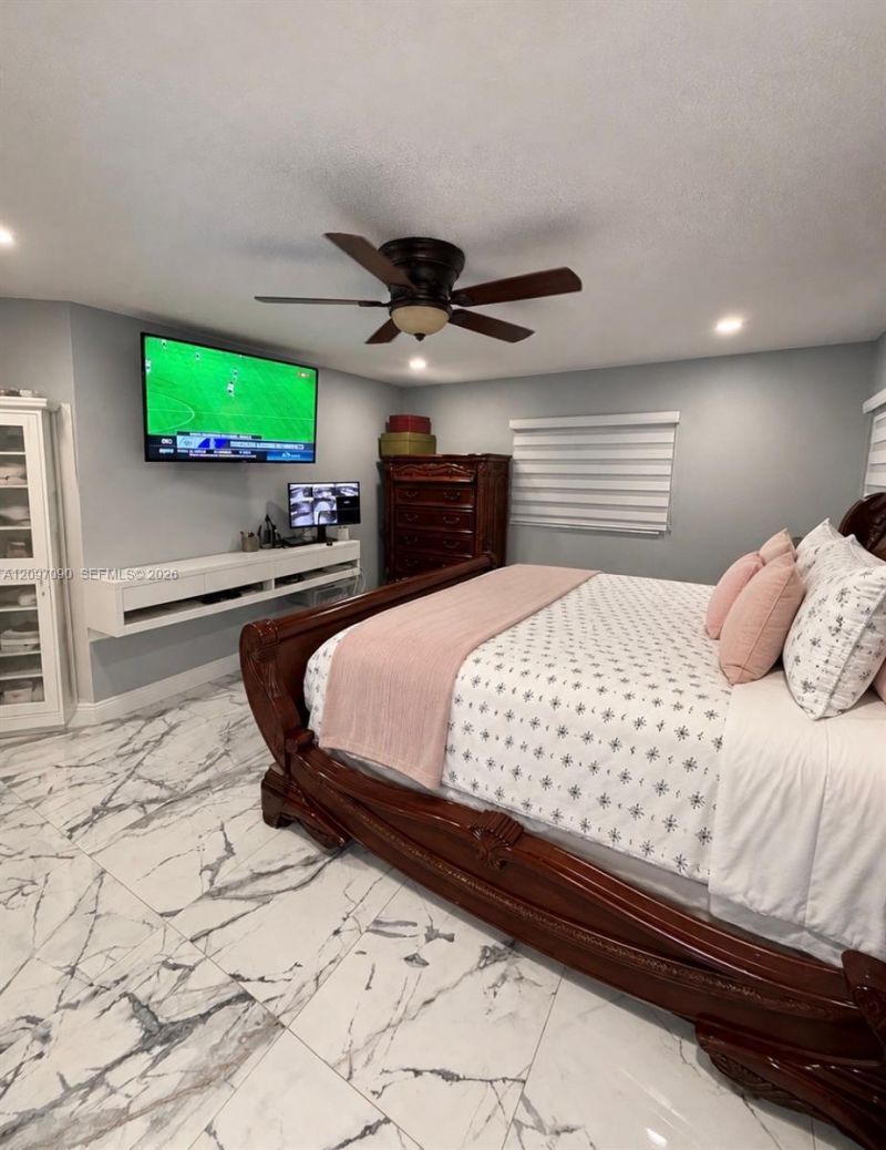 11810 NW 16th St, Pembroke Pines, FL 33026 Photo