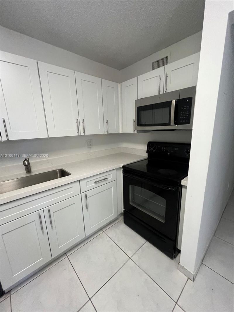 7430 SW 153rd Pl , Unit 106-1, Miami, FL 33193 Photo