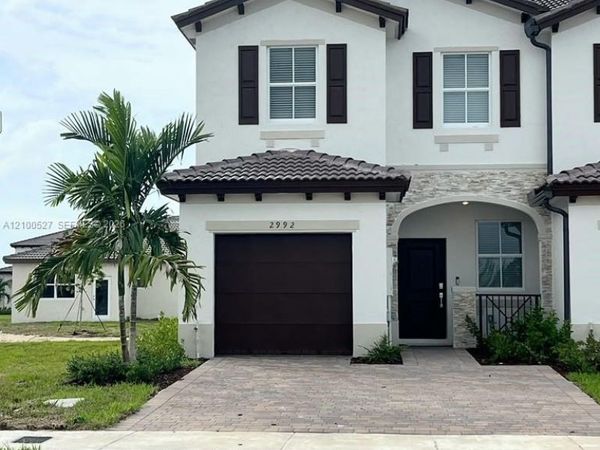 2992 SE 25th Rd , Homestead, FL 33035