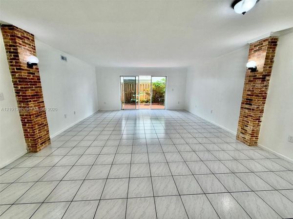 14903 SW 80th St , Unit 110, Miami, FL 33193