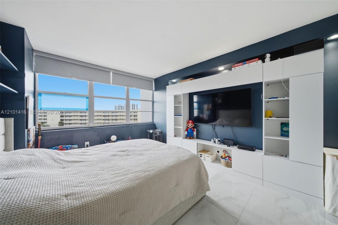 18011 Biscayne Blvd , Unit 505, Aventura, FL 33160 Photo