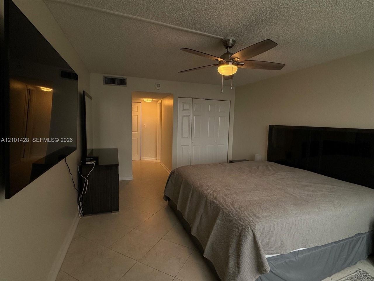 301 174th St , Unit 1105, Sunny Isles Beach, FL 33160 Photo