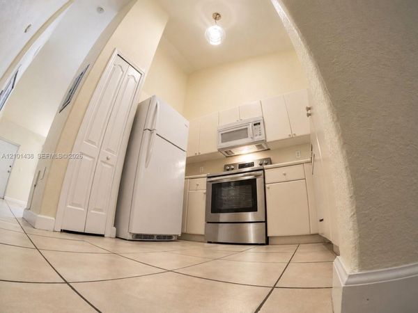 1660 SE 29th St , Unit 206, Homestead, FL 33035