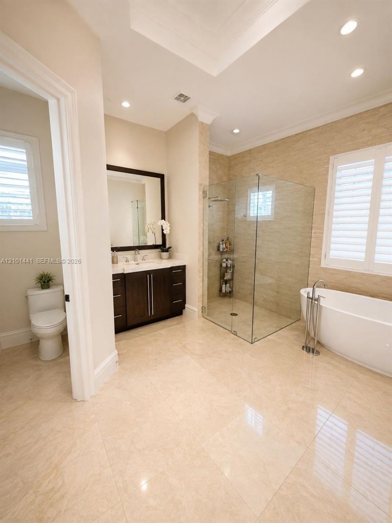 560 Coconut Palm Ter , Plantation, FL 33324 Photo