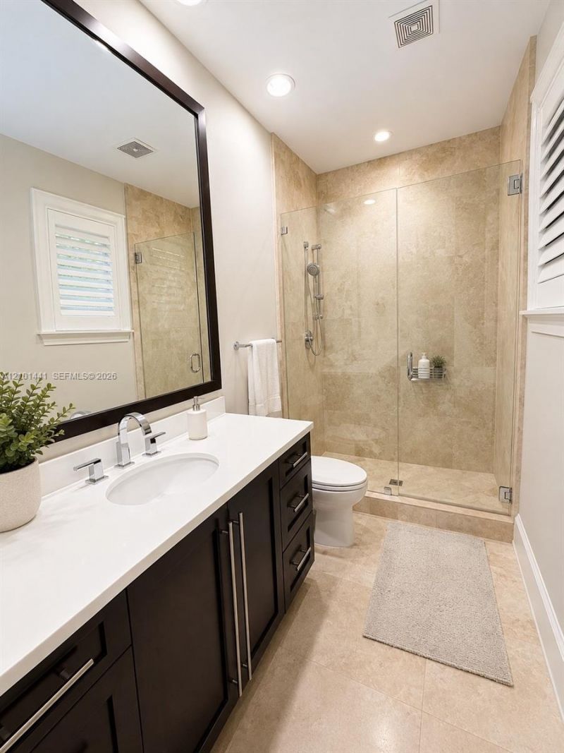 560 Coconut Palm Ter , Plantation, FL 33324 Photo