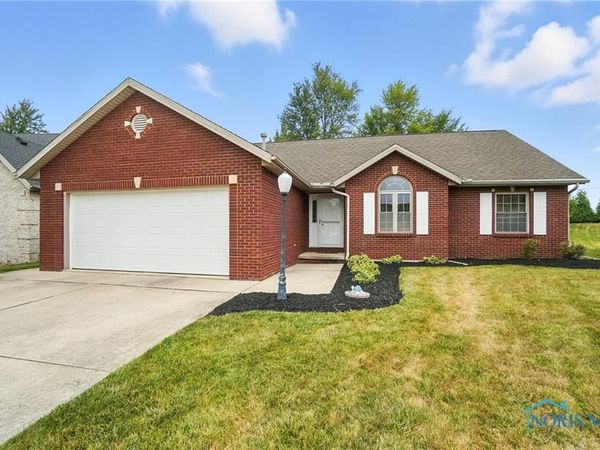 1556 Plum Creek Drive , Findlay, OH 45840