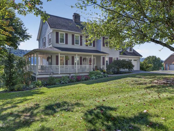 19174 Triple Crown Drive, Abingdon, VA 24211