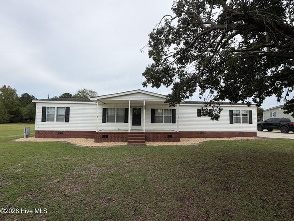 3760 Sean Drive, La Grange, NC 28551