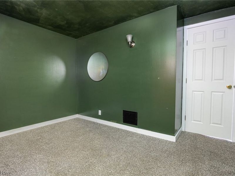 1152 Adams Street, Coshocton, OH 43812 Photo 17