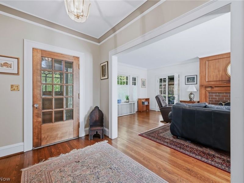 Cleveland Heights, OH 44106 Photo 11