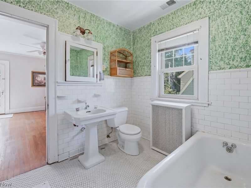 Cleveland Heights, OH 44106 Photo 31