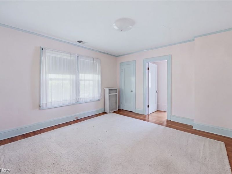 Cleveland Heights, OH 44106 Photo 35