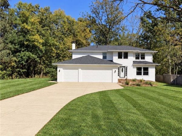 37445 Fawn Path Drive, Solon, OH 44139