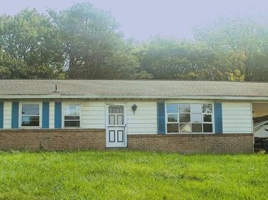 477 PUMPING STATION ROAD , HANOVER, PA 17331