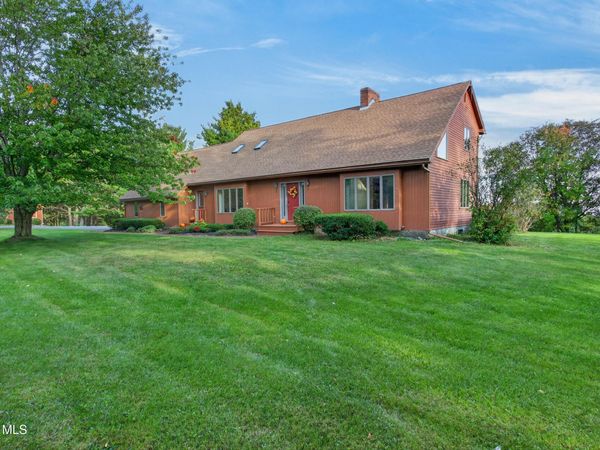 1276 Upper Gregg Road, Schenectady, NY 12306