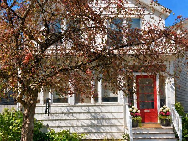 833 6th Avenue, Troy, NY 12182