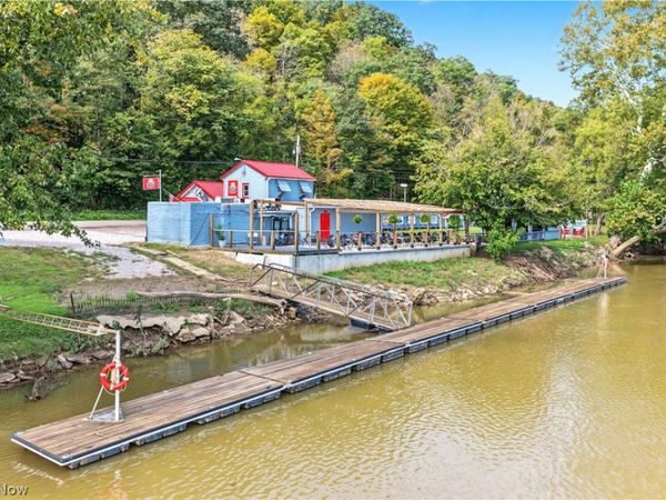 860 Muskingum River Road , Marietta, OH 45750