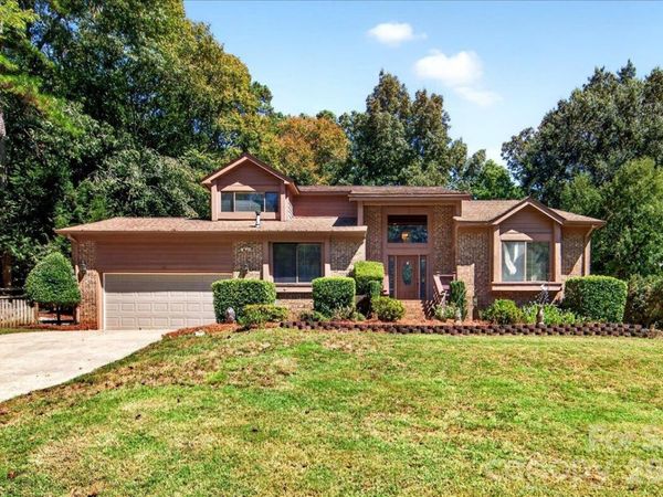 6133 Rhone Drive, Charlotte, NC 28226