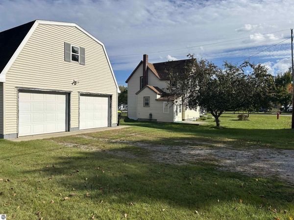 601 Westover Street E, East Tawas, MI 48730