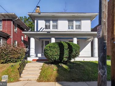 813 W KING STREET, YORK, PA 17401