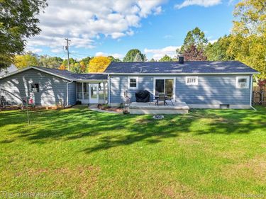 2149 W Frances Road, Mt Morris Township, Mi 48458