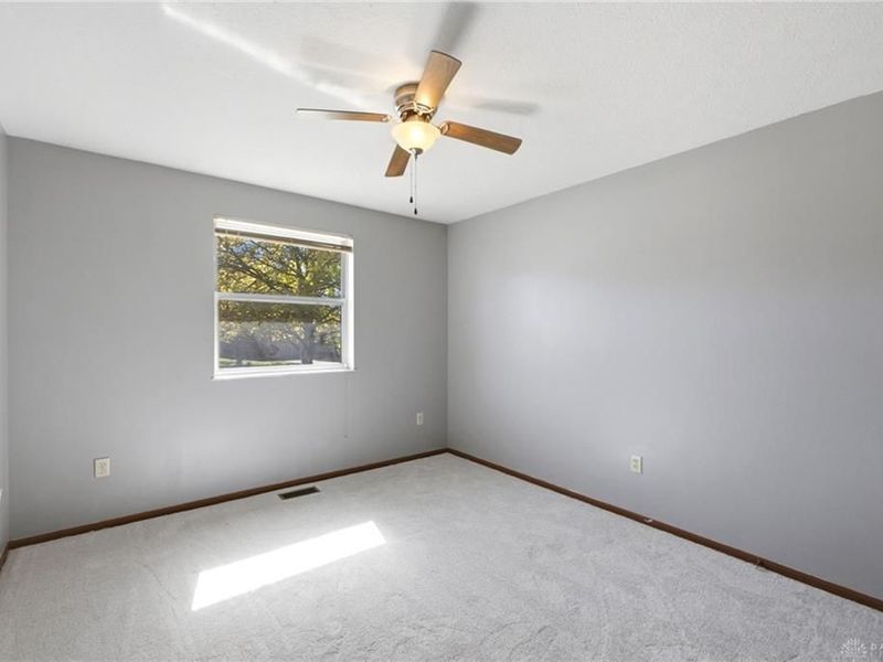 1642 Sierra Avenue, Springfield, OH 45503 Photo 13