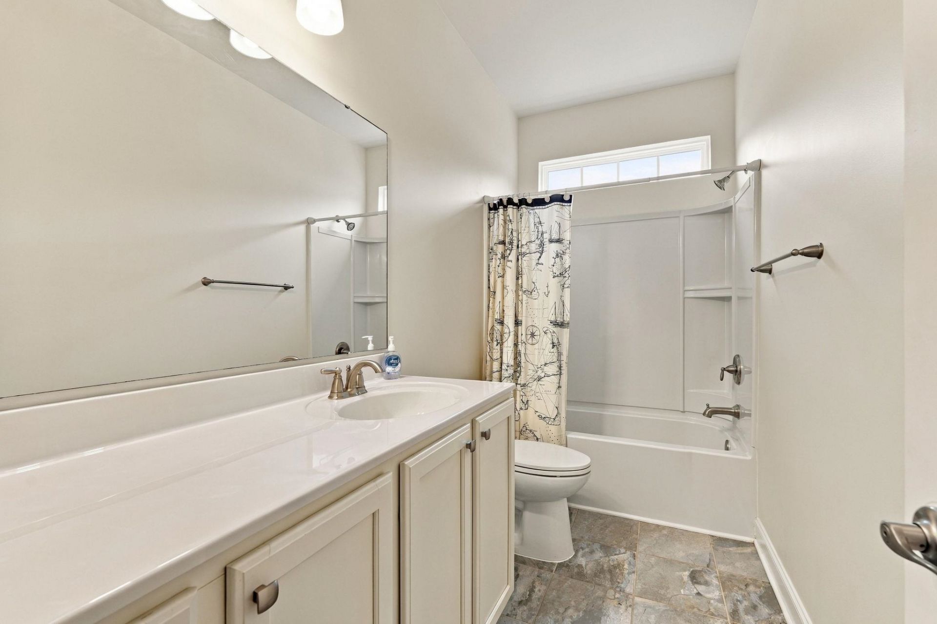 864 Callant Dr. Photo 28