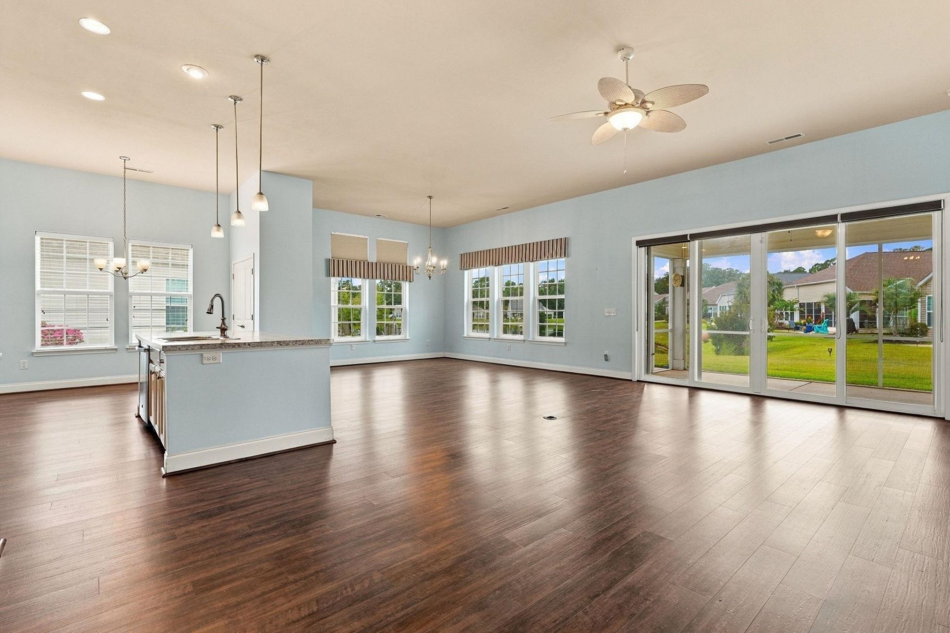 864 Callant Dr. Photo 36
