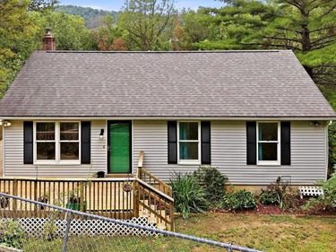 684 GRIMES GOLDEN ROAD, LINDEN, VA 22642