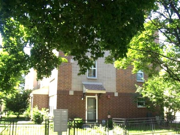 3951 W Ainslie Street, Unit 10, Chicago, IL 60625