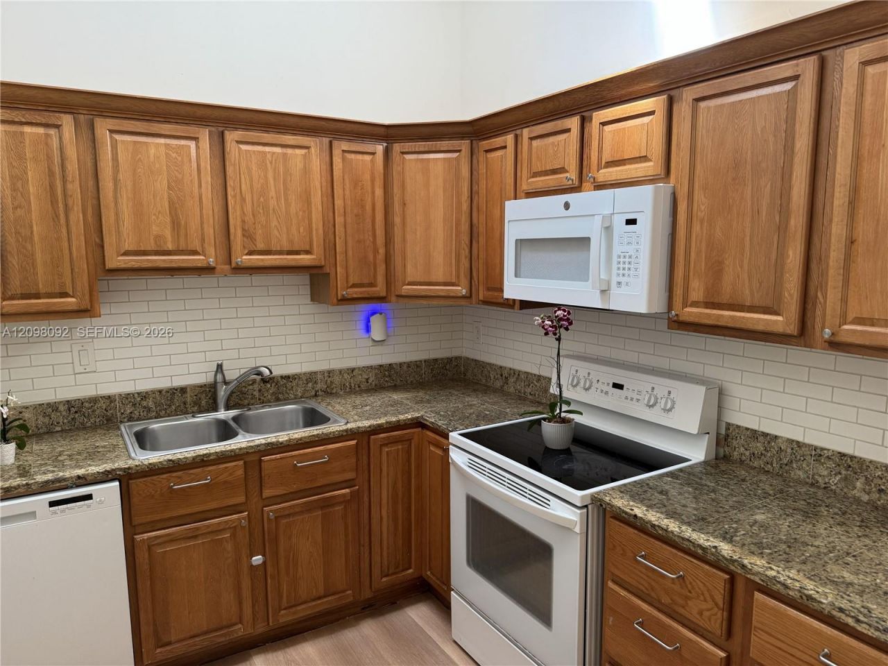 3635 NW 99th Ter , Unit 8B, Sunrise, FL 33351 Photo