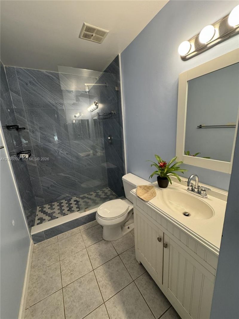 3635 NW 99th Ter , Unit 8B, Sunrise, FL 33351 Photo
