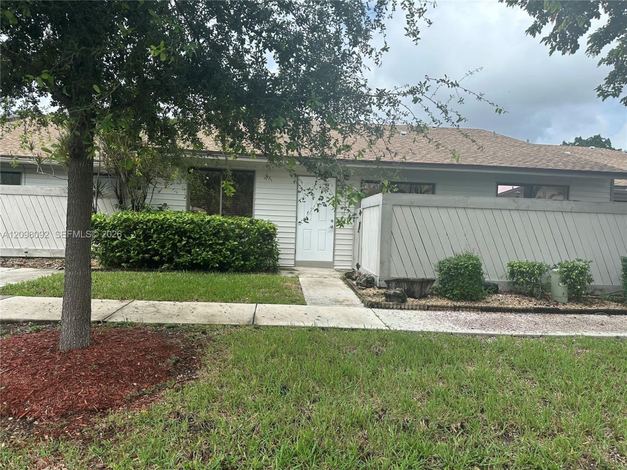 3635 NW 99th Ter , Unit 8B, Sunrise, FL 33351 Photo